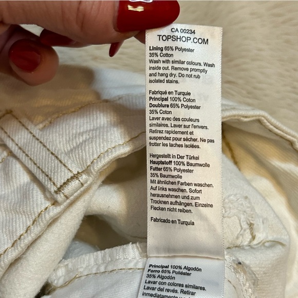 Top Shop | White High Rise Denim 5 pocket, beige stitching Mom Jean Size 28 - Picture 12 of 14